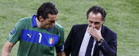 马尼切：菲利克斯始终只是潜力球员，他应该给门德斯立雕像（马尼切：菲利克斯依旧只是潜力球员，理当为门德斯立雕像）