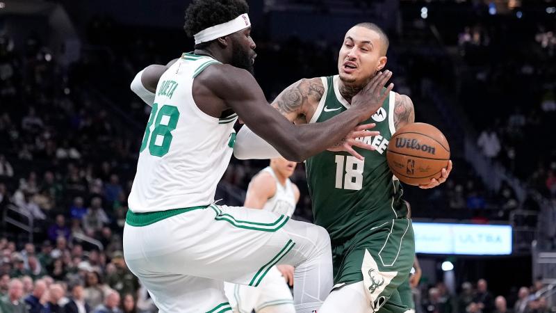 关键时刻挺身而出，帕罗特是爱尔兰首位世预赛客场戴帽的球员（帕罗特关键时刻爆发，成爱尔兰首位在世预赛客场上演帽子戏法的球员）