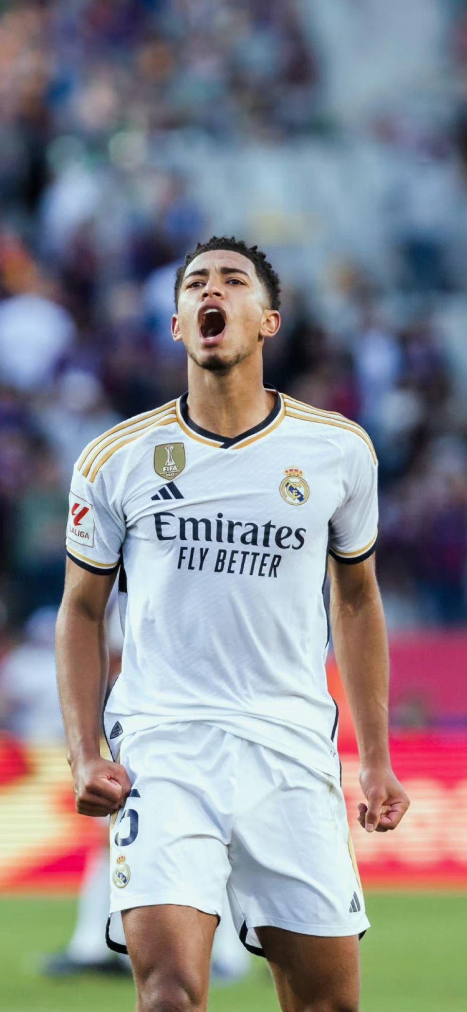 德转盘点今年“奇迹”：库拉索进军世界杯、拜仁开局16连胜在列（德转回顾年度奇迹：库拉索闯入世界杯，拜仁开季豪取16连胜）