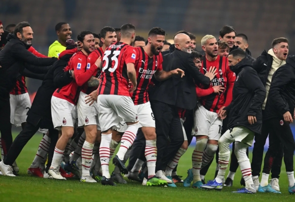 土媒：罗马和米兰都对费内巴切前锋恩-内斯里感兴趣（土耳其媒体：罗马、米兰均有意费内巴切前锋恩-内斯里）