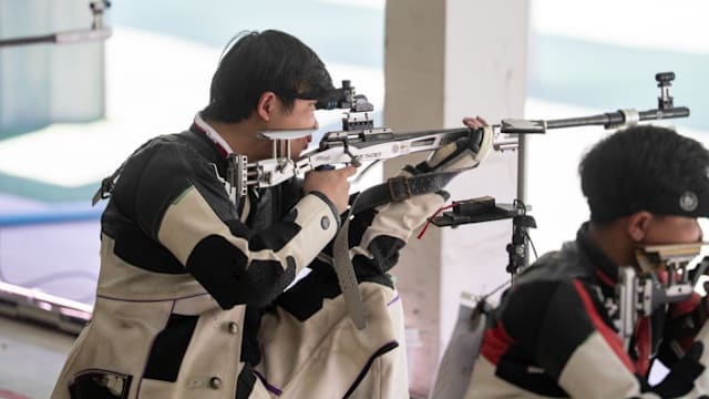 马特拉齐：罗纳尔多是梅西和C罗的结合体，我从不直接防守他（马特拉齐称罗纳尔多兼具梅西与C罗特质：我从不与他直接对位）