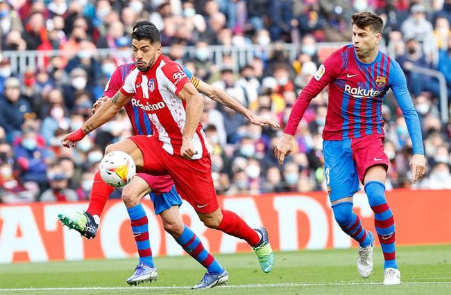 公牛伤病报告：科比·怀特&赫尔特、武切维奇今日可出战（公牛伤情更新：科比·怀特、赫尔特与武切维奇今日均可出战）