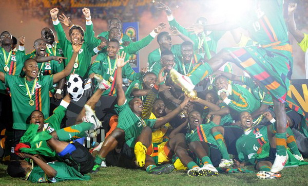 法媒：罗马已与切尔西就租借迪萨西展开谈判，球员愿意加盟（法媒：罗马与切尔西就迪萨西租借展开谈判，球员已表态愿意加盟）