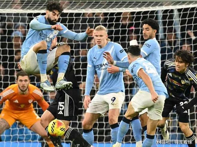 弗朗切斯科·托蒂两分钟的精彩表现， 多么不可思议的球员！（两分钟尽显传奇，弗朗切斯科·托蒂的不可思议表演）